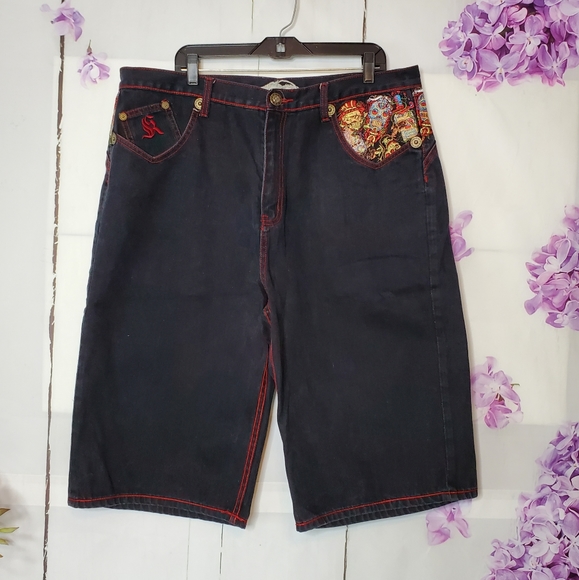 *SOLD* KANJI Paint & Embroidered Skull Jean Shorts - Picture 11 of 11